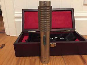 Royer Labs R-121 Ribbon Microphone - NO RESERVE