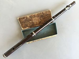 Antique c.1830 American C. PELOUBET NEW YORK / NJ One Key wooden flute with case