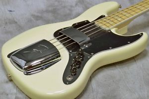 Fender American Vintage '74 Jazz Bass, Maple Fingerboard Olympic White