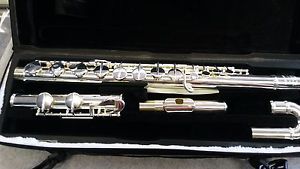 AF570C AMADEUS BY HAYNES ALTO FLUTE WITH CURVED HEADJOINT