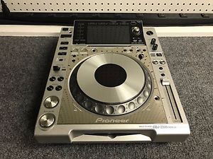 Pioneer CDJ2000 Nexus Limited Edition