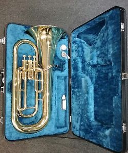 YAMAHA YEP-201 EUPHONIUM / BARITONE HORN  - NICE !- Good condition
