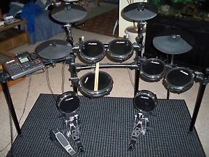 Drumset Alesis Electronic DM-10 Studio Kit w/double bass