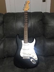 Fender American Deluxe Stratocaster Electric Guitar