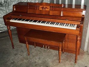 Wurlitzer Spinet Piano -Already Tuned- Free Delivery 1st Flr New England!