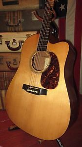 2001 Martin DC-16GTE Acoustic Electric w/ Cutaway Guitar Natural w/ Case Nice!