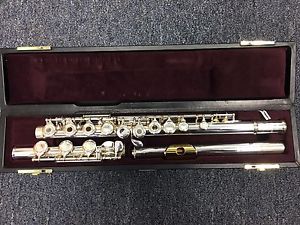 YAMAHA YFL-471 ALLEGRO Gold Lip Plate FLUTE! BEAUTIFUL CONDITION!