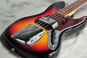 Fender New American Vintage '64 Jazz Bass Rosewood Fretboard 3 Color Sunburst