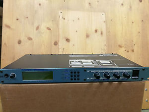 Yamaha FS 1R Rack-Synthesizer-Top Zustand