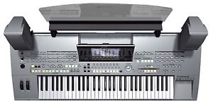 Yamaha Tyros 1 Arranger Keyboard + Speakers