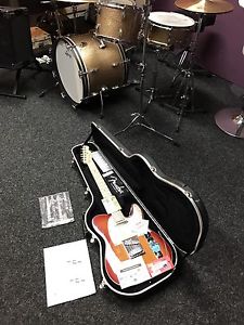 FENDER TELECASTER DELUXE USA AGED CHERRY with All The Case Candy Absolutely Mint