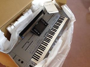 Yamaha Tyros 5 Workstation Arranger Keyboard with Speakers. 2 Year Warranty