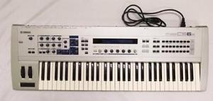 Used Yamaha CS6x CONTROL Synthesizer Keyboard 61-Key EMS Free tracking