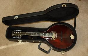 MD504 A-STYLE EASTMAN MANDOLIN GENTLY PLAYED PURCHASED 2016