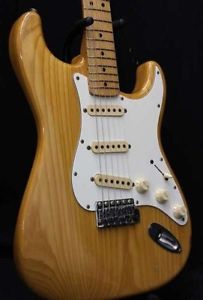 Used! Fender Japan CST-50M Stratocaster Vintage Guitar Natural 1984-1987