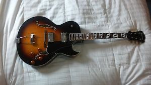 Eastman AR372CE-SB USED arch-top guitar with original hard shell case.
