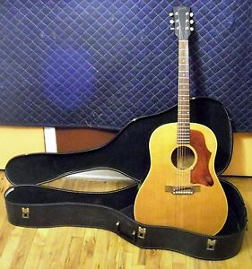Late 1967/Early 1968 Gibson J50 ADJ Roundshoulder Dreadnought Acoustic Guitar