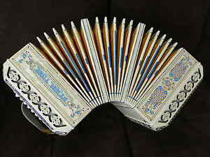 Beautiful Concertina Pearl Tone in the Key of A (la )