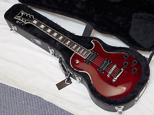 DEAN Thoroughbred Deluxe electric GUITAR - Scary Cherry RED w/ HARD CASE - NEW