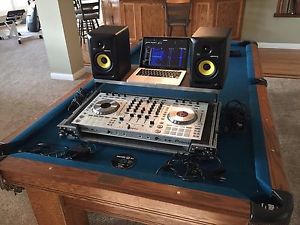 WHITE Pioneer DDJ-SX Digital Controller w/Flight Case & (2) KRK Rokit5 Monitors
