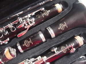 Buffet Crampon Paris Made in France E-13 18/6, B Klarinette, Böhm System, neu