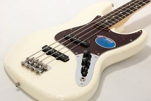 Fender Classic 60s Jazz Bass Rosewood Fingerboard Olympic White