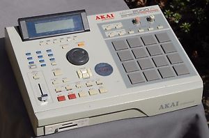 AKAI MPC 2000 XL CF card Reader / Max Memory