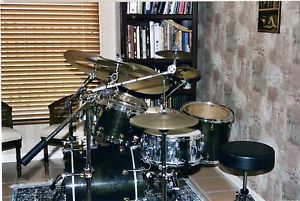 Yamaha Maple Custom Drums.