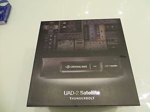 Universal Audio UAD-2 Quad Satellite Thunderbolt NEU