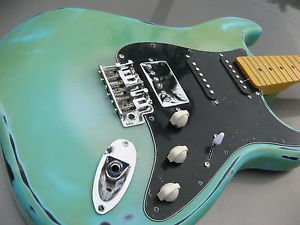 Fender_ SIXKILLER-STRATOCASTER i Just beautiful  Relic Seafoam Surf Green