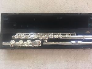 Altus gently used flute, Artist series