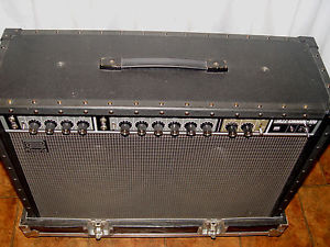 ROLAND JAZZ CHORUS JC120 ORIGINAL LATE 70'S EARLY 80'S JAPAN  MINT CONDITION