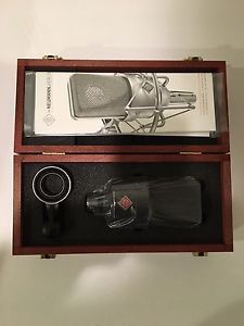 Neumann TLM 103, (Black) Large diaphragm Cardioid Microphone in Wooden Jeweler