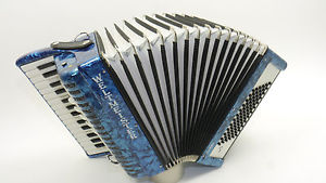 Akkordeon , Weltmeister, Juwel , 72 Bass