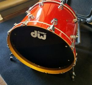 DW DRUM WORKSHOP COLLECTORS SERIES CUSTOM ORDERED 23" BASS SUPER TANGERINE GLASS