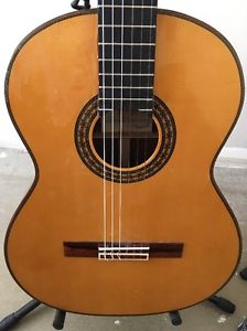 2001 Juan Hernandez Maestro Spanish Classical Guitar Made In Valencia, Spain