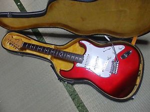Fender JV Stratocaster 1983 Candy Apple Red w/hard case amazing condition rare
