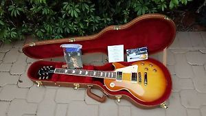 2016 Gibson Les Paul Traditional Plain Top Guitar Lightburst