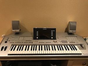 Yamaha Tyros 2 Comes With MS02 Speaker Set