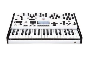 Modal Electronics 001 Keyboard 2 Voice Duo Phonic Synthesiser