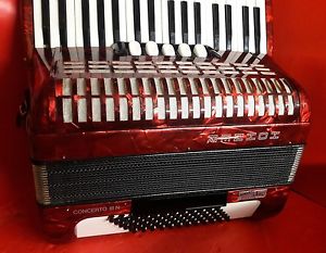 Hohner concerto lllN 72 bass.