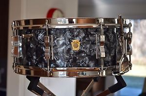 Ludwig Black Diamond Pearl 5.5" x 14" NICKEL Super Classic Pre Serial Snare