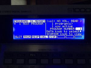 Akai S1000 HD Sampler