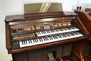 Roland AT80SL Organ, Immaculate Condition, FREE UK DELIVERY, Part Ex Welcome