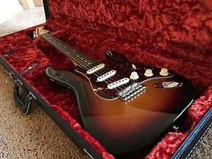 Fender Artist John Mayer Signature Electric Guitar Sunburst Excellent Condition!