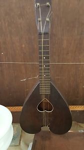ALMOST ONE OF A KIND WONDERFUL HEART SHAPE UKULELE DAYTON STRING INSTRUMENT CO.