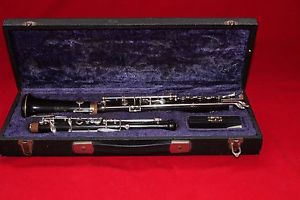 Wooden oboe sold by Howarths Model B