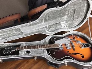 Gretsch G5120 Electromatic Hollow Body Guitar w/Sunburst finish HSC