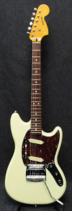 Squier FSR Mustang 2011 White E-guitar