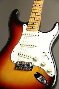 Fender Stratocaster Sunburst 1975 Electric Guitar Free shipping